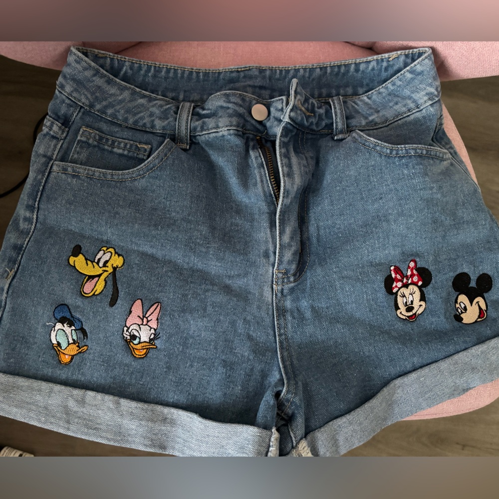 Small Shop store Disney Embroidered Shorts
